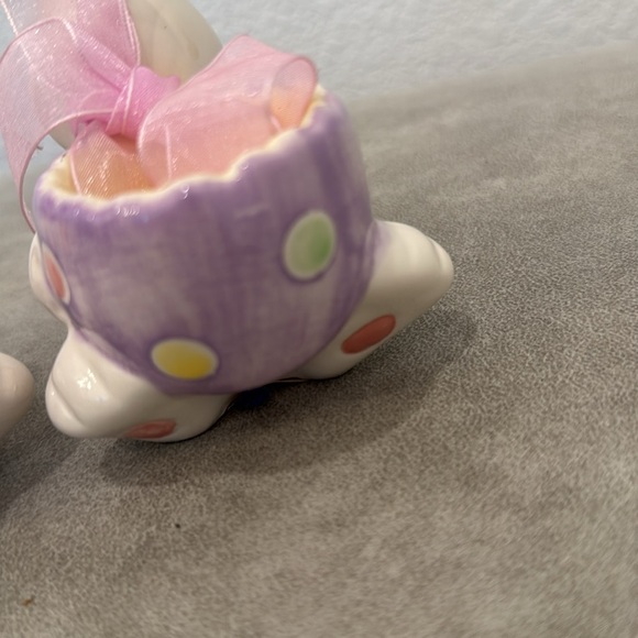 Ceramic rabbit egg holder. - Picture 3 of 8